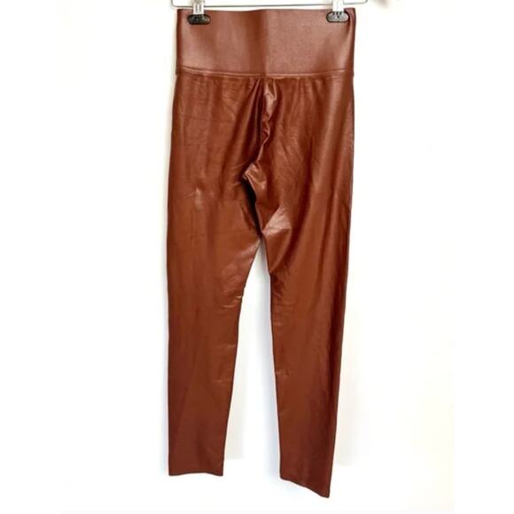 Carbon39 Takara Shine Leggings in Cappuccino Brown Size Medium 7/8th length - Picture 6 of 7